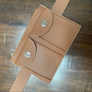 Vince Camuto belt bag